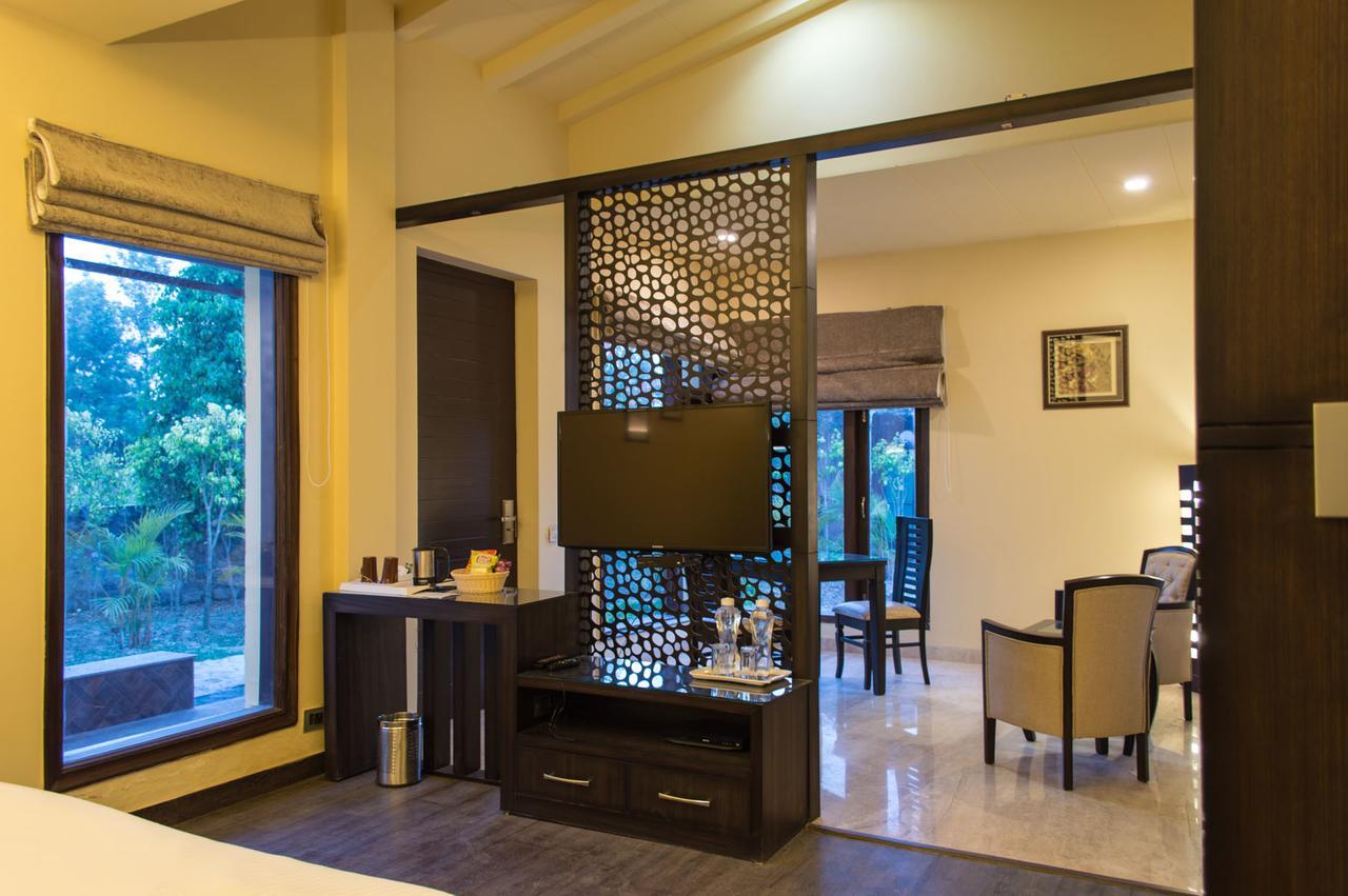 Corbett Wild Iris Spa And Resort Ramnagar  Bagian luar foto